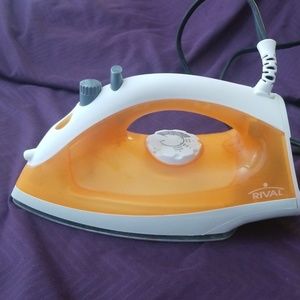 Travel Iron